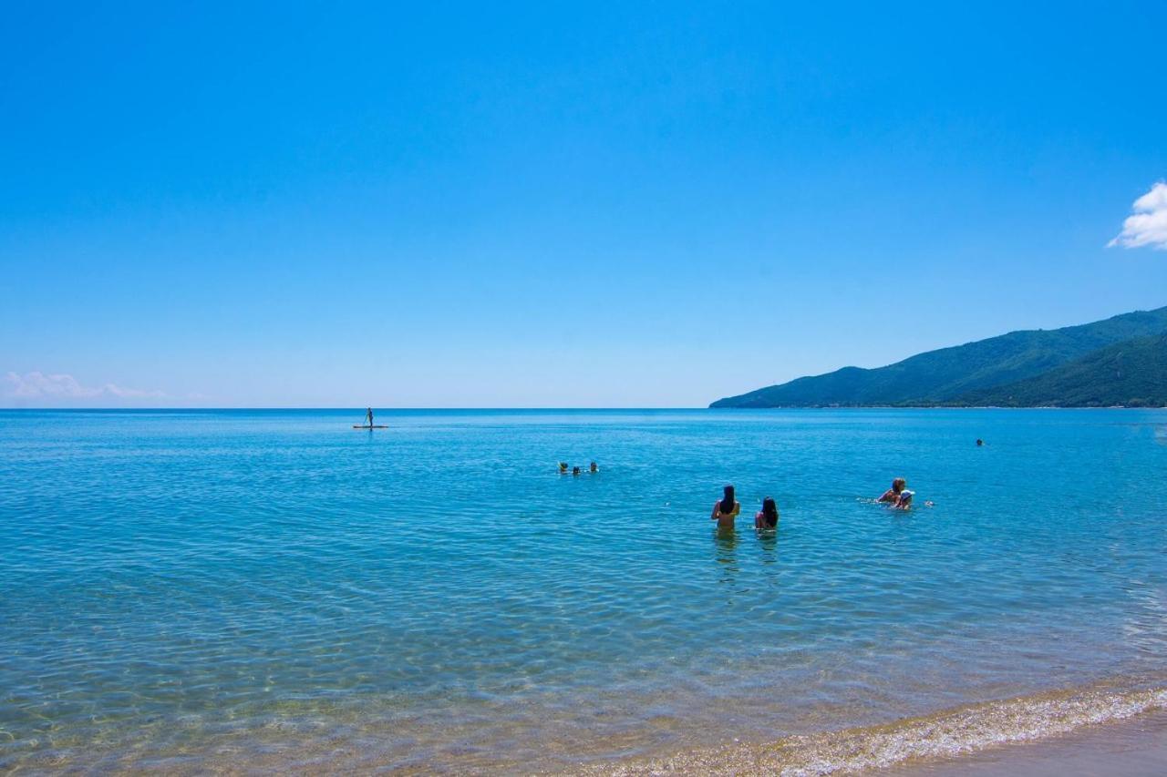 Philoxenia Beach Vrasná エクステリア 写真